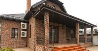 Строительство домов из кирпича с мансардой в железнодорожном | от 3660 рублей